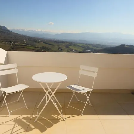 Apartment La Terrazza In Collina